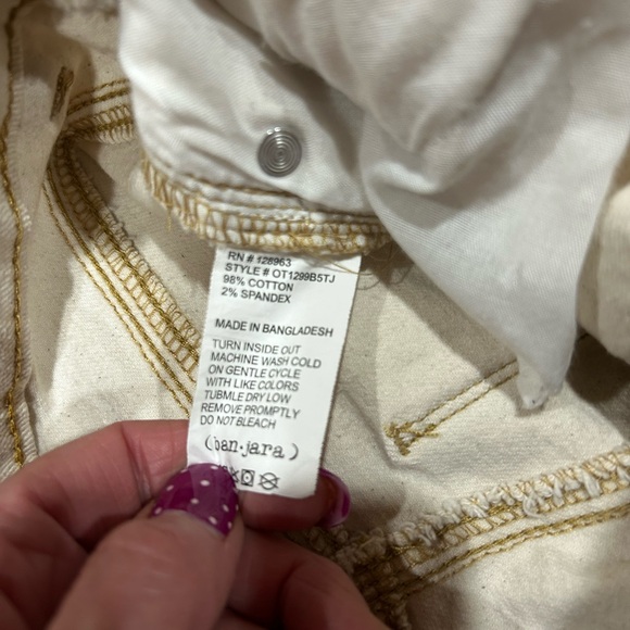 Banjara Cream Flare Jeans for Women Size 0/23 - Picture 3 of 8